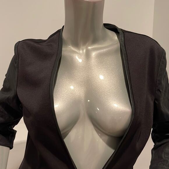 Lamarque Cindy Cropped Cut Out Leather Combo Jacket Black Size 8 BNWOT - Picture 5 of 14